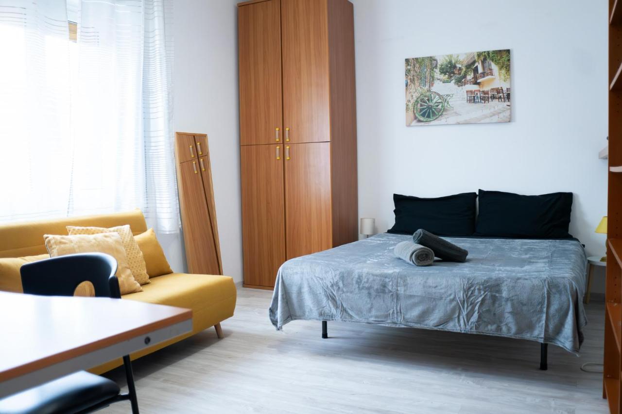 Nonna Pina Guest House Moderno Appartamento Vicino Metro AWifi,Netflix Roma Exterior foto